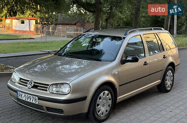 Універсал Volkswagen Golf 2002 в Звягелі