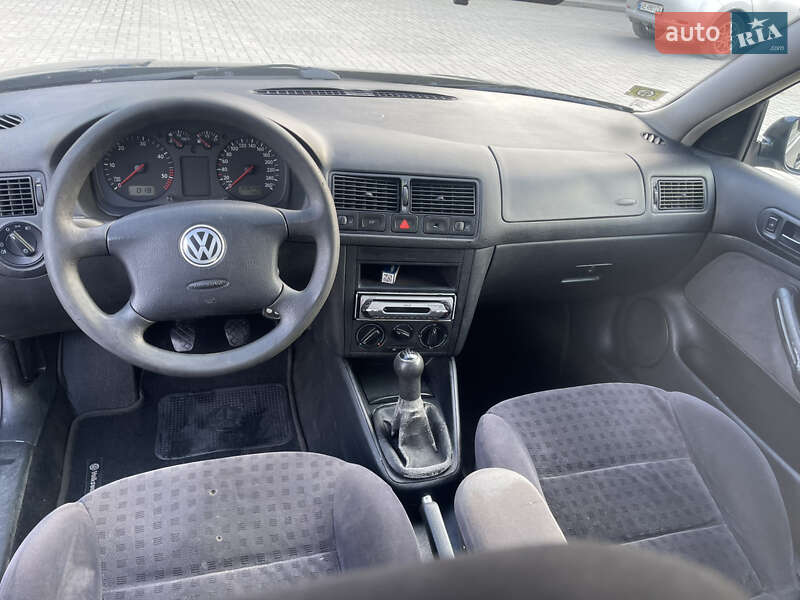 Універсал Volkswagen Golf 2001 в Кам'янець-Подільському