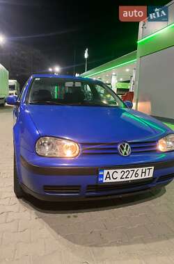 Хетчбек Volkswagen Golf 2000 в Рівному