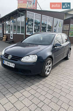 Хетчбек Volkswagen Golf 2005 в Львові