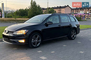 Універсал Volkswagen Golf 2018 в Ужгороді