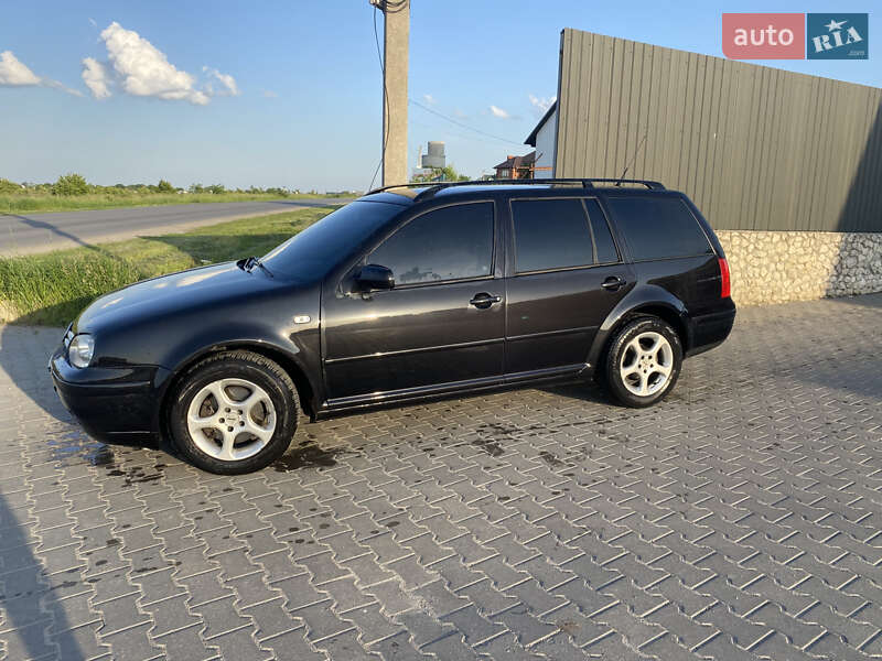 Универсал Volkswagen Golf 2001 в Тернополе
