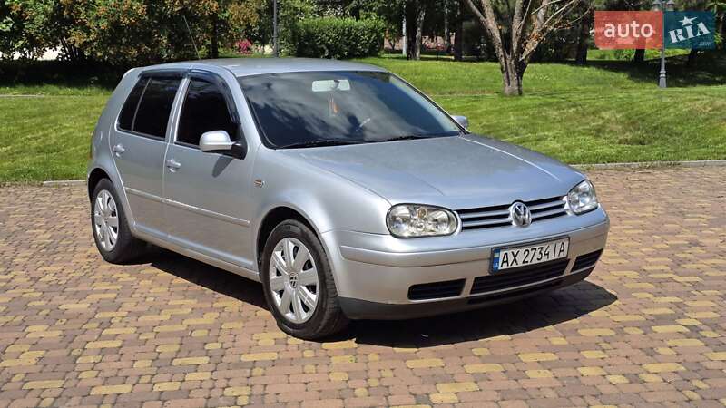 Volkswagen Golf 2001