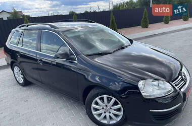 Универсал Volkswagen Golf 2009 в Львове