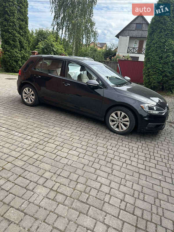 Volkswagen Golf 2017