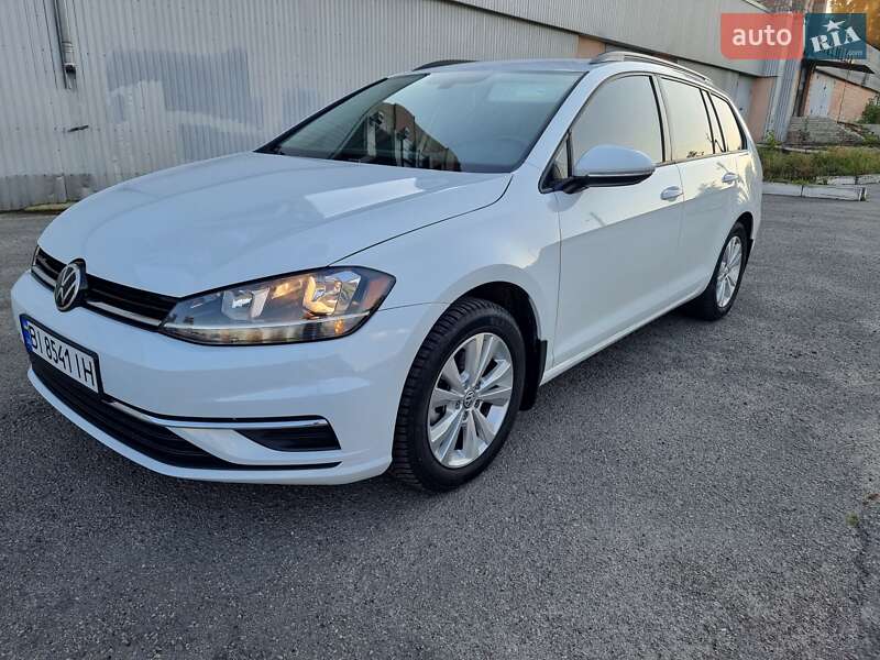 Универсал Volkswagen Golf 2019 в Харькове