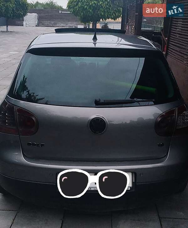 Хэтчбек Volkswagen Golf 2007 в Сновске