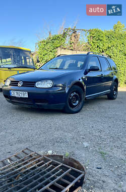Универсал Volkswagen Golf 2003 в Черновцах