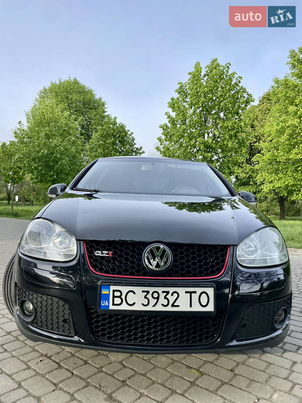 Хэтчбек Volkswagen Golf 2007 в Добротворе