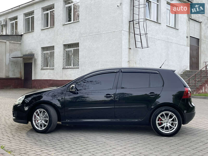Хэтчбек Volkswagen Golf 2007 в Добротворе