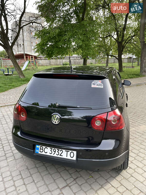 Хэтчбек Volkswagen Golf 2007 в Добротворе