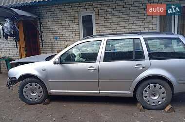 Універсал Volkswagen Golf 2005 в Сумах