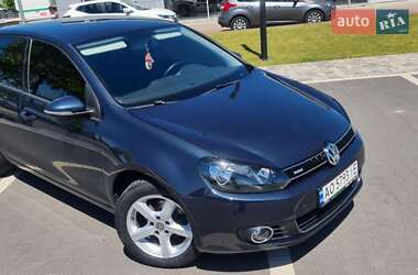 Хэтчбек Volkswagen Golf 2012 в Ужгороде