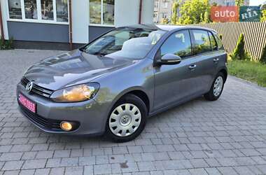 Хэтчбек Volkswagen Golf 2009 в Львове