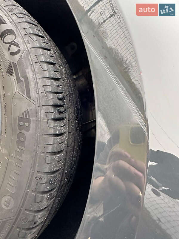 Універсал Volkswagen Golf 2013 в Звягелі