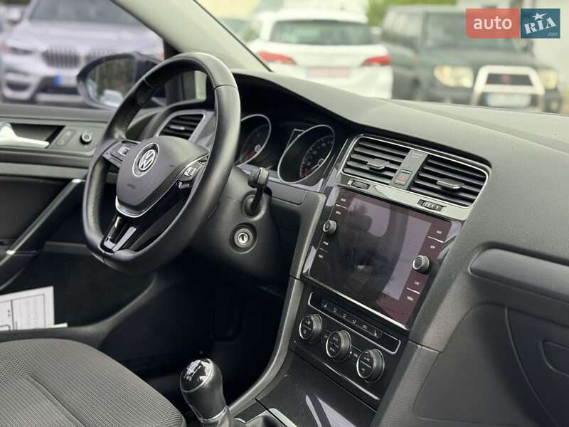 Универсал Volkswagen Golf 2017 в Дубно фото 4 Универсал Volkswagen Golf 2017 в Дубно