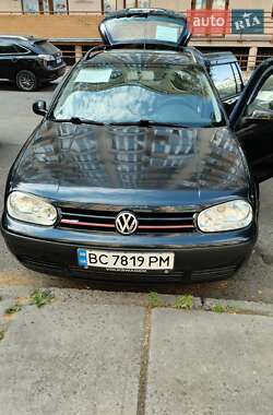Универсал Volkswagen Golf 2002 в Львове