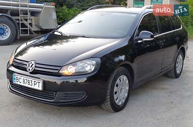 Универсал Volkswagen Golf 2011 в Теофиполе