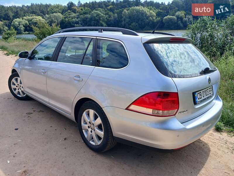 Універсал Volkswagen Golf 2007 в Чернігові