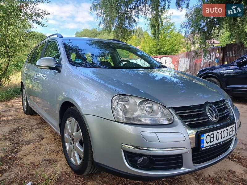 Універсал Volkswagen Golf 2007 в Чернігові