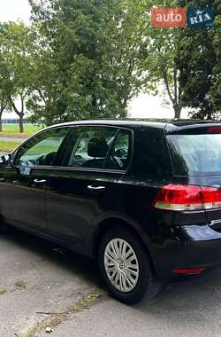 Хэтчбек Volkswagen Golf 2010 в Владимире
