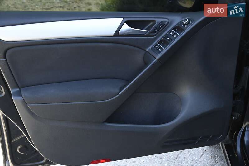 Хетчбек Volkswagen Golf 2009 в Бердичеві
