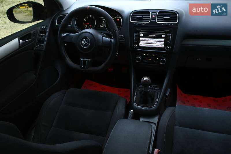 Хетчбек Volkswagen Golf 2009 в Бердичеві
