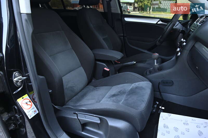 Хетчбек Volkswagen Golf 2009 в Бердичеві