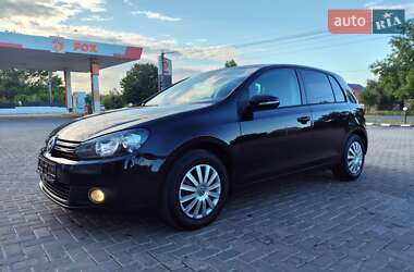 Хэтчбек Volkswagen Golf 2011 в Черновцах