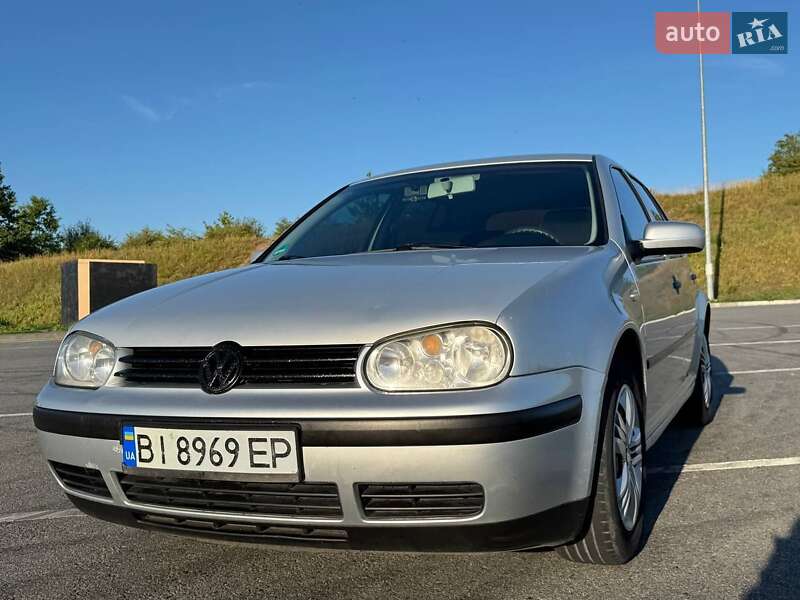 Хэтчбек Volkswagen Golf 2000 в Полтаве