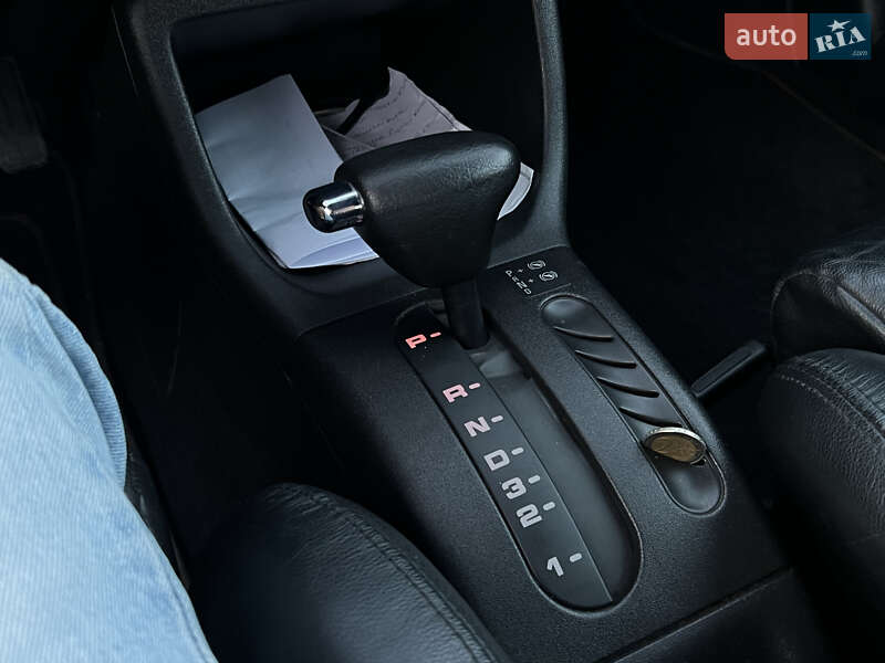 Кабриолет Volkswagen Golf 2001 в Бердичеве