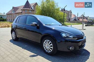Хетчбек Volkswagen Golf 2011 в Чернівцях
