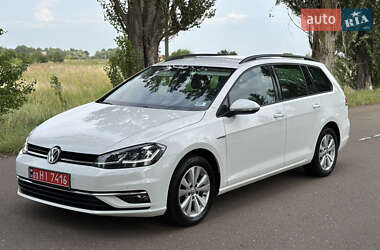 Універсал Volkswagen Golf 2020 в Баришівка
