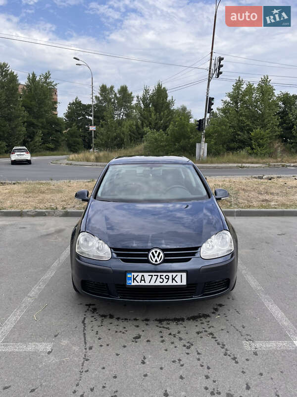 Volkswagen Golf 2005