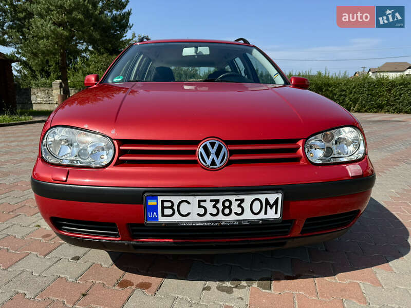 Универсал Volkswagen Golf 2002 в Львове