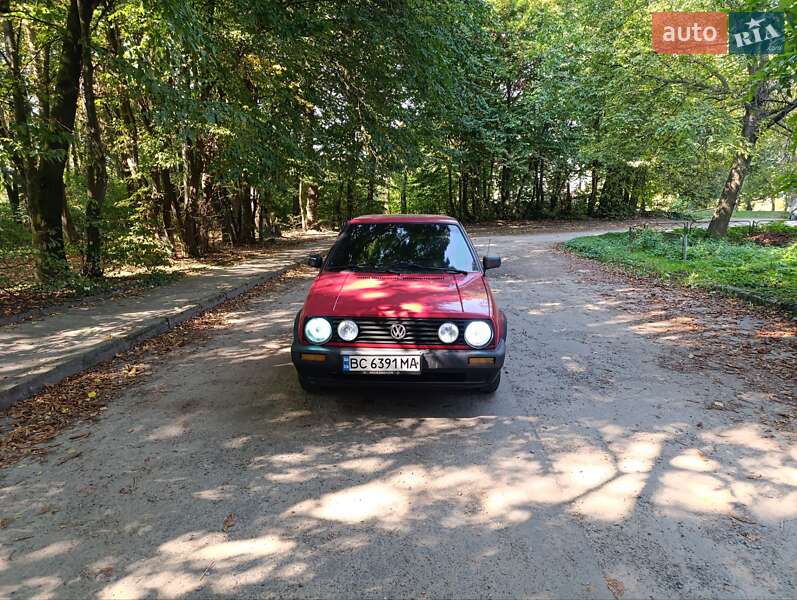 Хэтчбек Volkswagen Golf 1992 в Львове