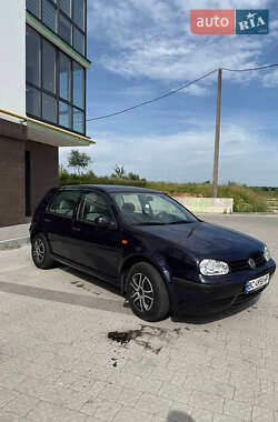 Хетчбек Volkswagen Golf 1998 в Шептицькому