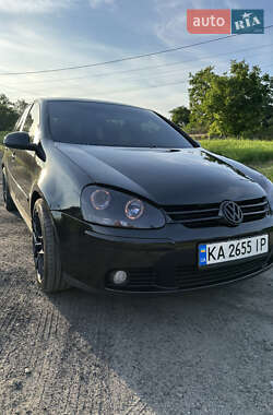 Хетчбек Volkswagen Golf 2004 в Білій Церкві