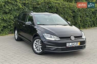 Универсал Volkswagen Golf 2019 в Стрые