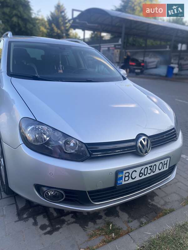 Універсал Volkswagen Golf 2011 в Львові