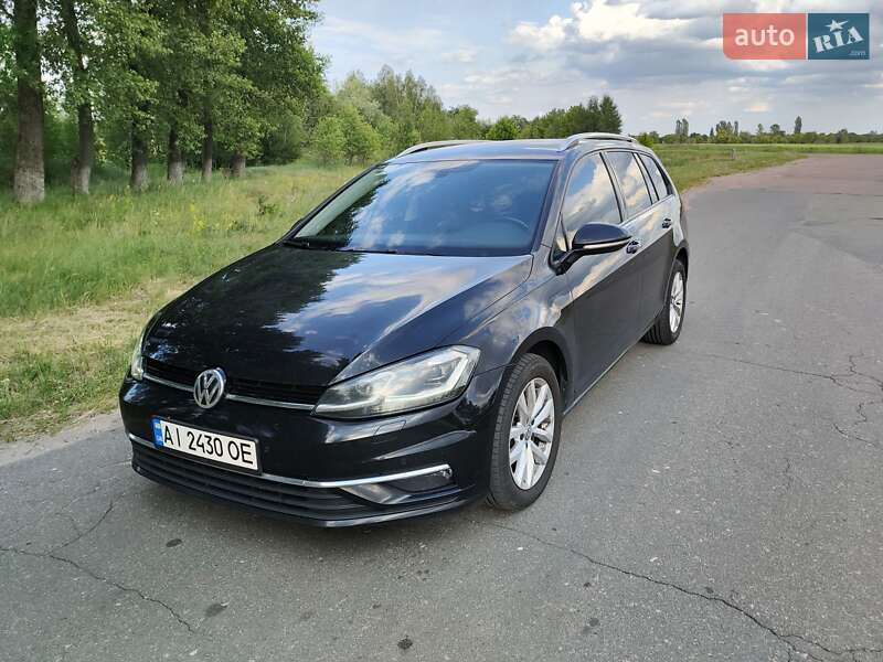Универсал Volkswagen Golf 2017 в Бородянке