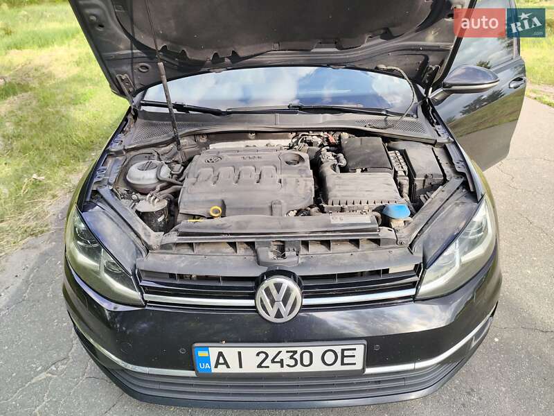 Универсал Volkswagen Golf 2017 в Бородянке