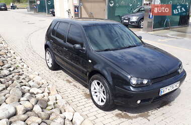 Хетчбек Volkswagen Golf 2001 в Івано-Франківську