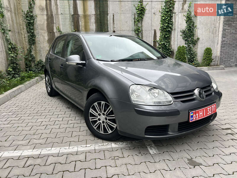 Volkswagen Golf 2005