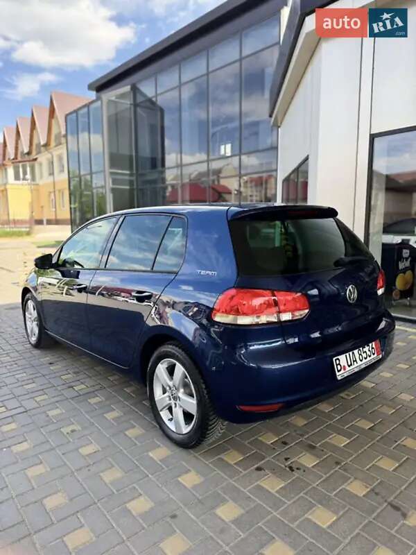 Хетчбек Volkswagen Golf 2010 в Тернополі