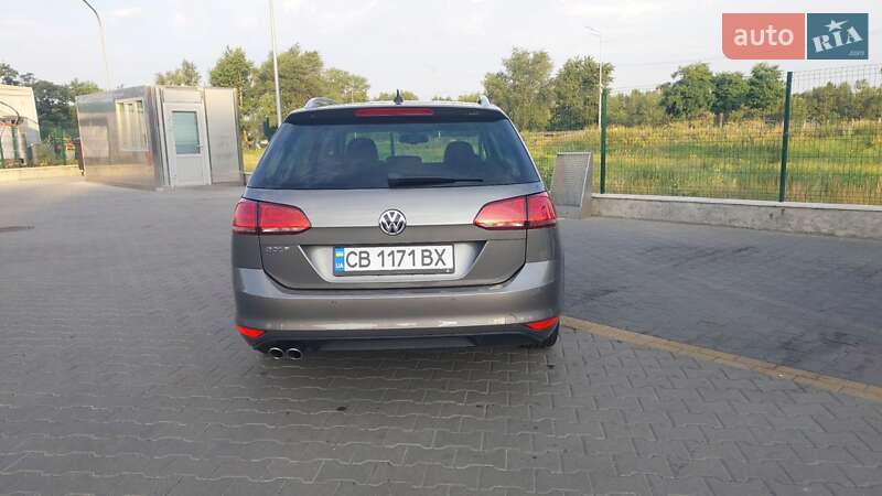 Універсал Volkswagen Golf 2015 в Києві