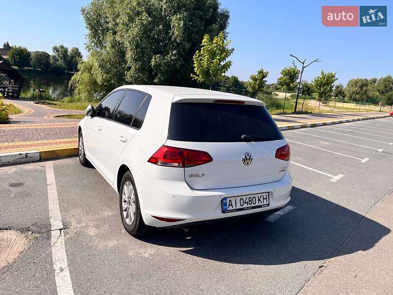 Хетчбек Volkswagen Golf 2012 в Гостомелі