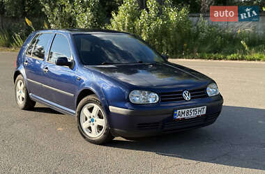 Хэтчбек Volkswagen Golf 2000 в Макарове