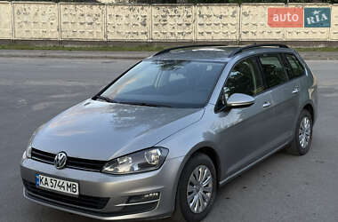 Универсал Volkswagen Golf 2016 в Киеве