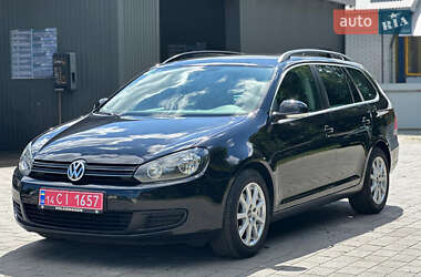 Універсал Volkswagen Golf 2010 в Долині